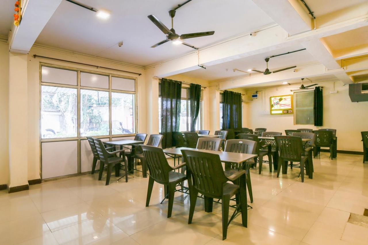 Spot On 67211 Hotel Gokul Daman Extérieur photo