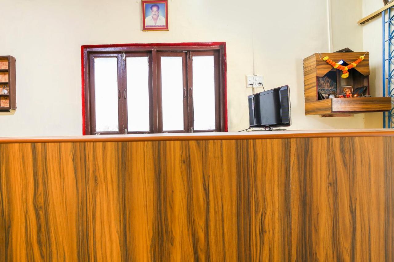 Spot On 67211 Hotel Gokul Daman Extérieur photo